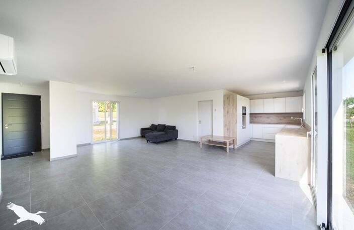Contemporaine de 4 pièces principales — photo 2