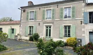 Maison 7 Pièces 245 m² à vendre à Saint-Hilaire-la-Palud (79210)