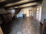 Maison en pierre de 3 pièces principales — photo 2