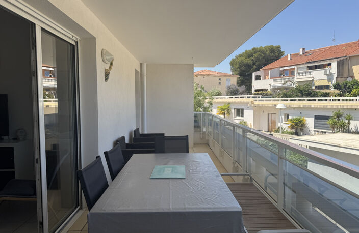 Appartement T2 - Terrasse - piscine — photo 3