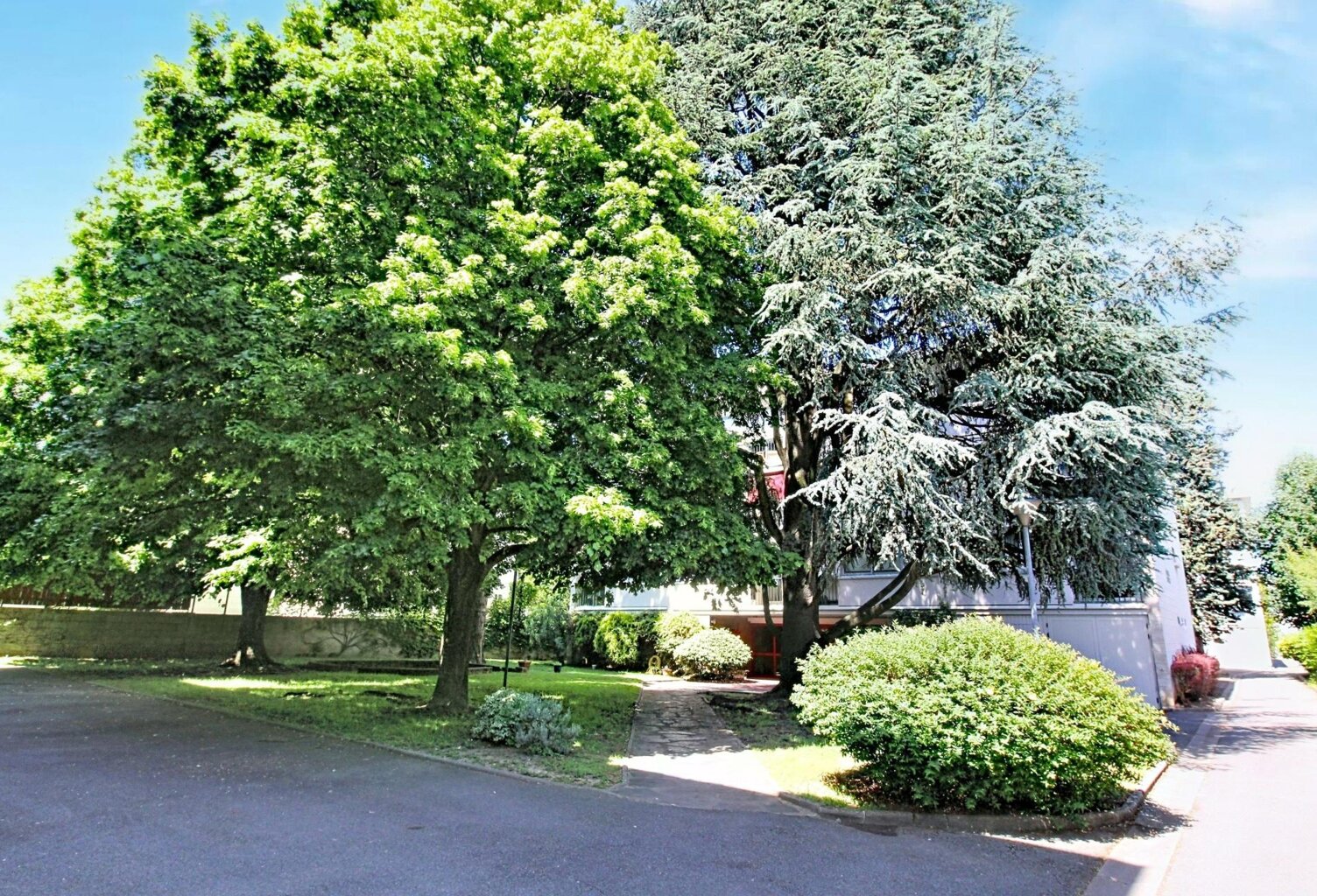 Résidence arborée et sécurisée - Quartier résidentiel — photo 1