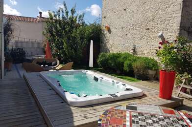 Maison 8 pièces 592800 €