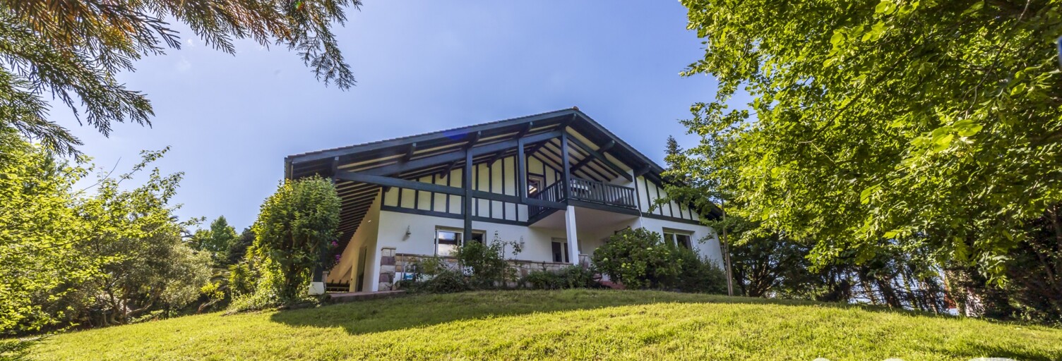 Maison 8 Pièces 266 m² à vendre à Urrugne (64122)