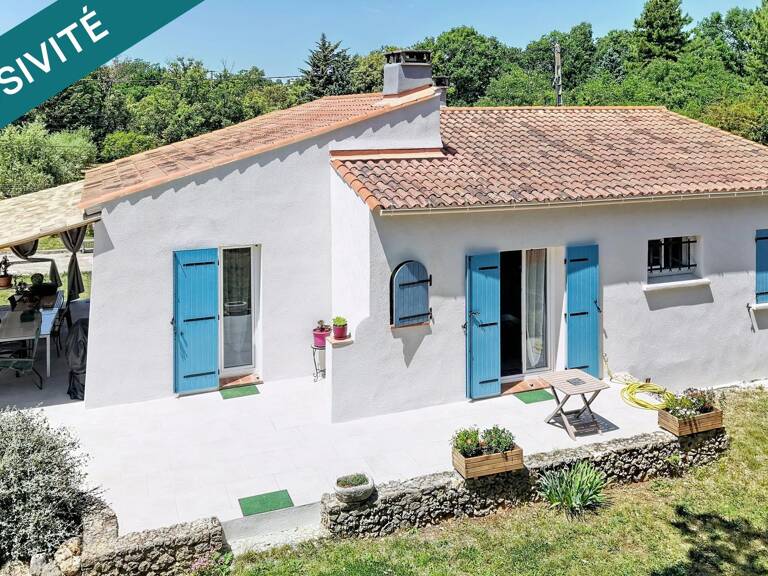 Villa de 98m² sur 2331m² de terrain arboré et clos — photo 1