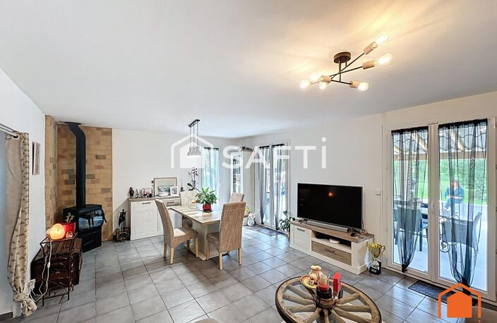 Villa de 98m² sur 2331m² de terrain arboré et clos — photo 4