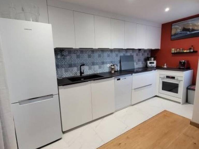 TRES BEL APPARTEMENT AUX PORTES DU PARC DU BOURRAN — photo 1