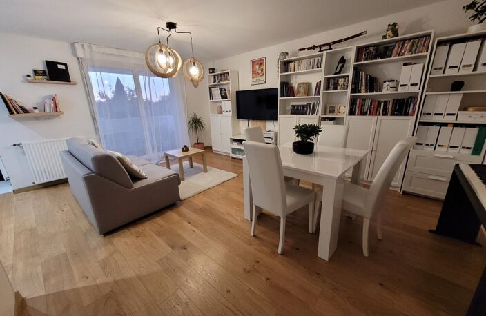 TRES BEL APPARTEMENT AUX PORTES DU PARC DU BOURRAN — photo 2