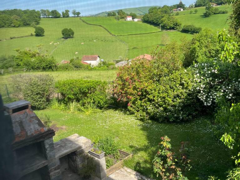 Maison 1825 avec vue montagnes et jardin — photo 1