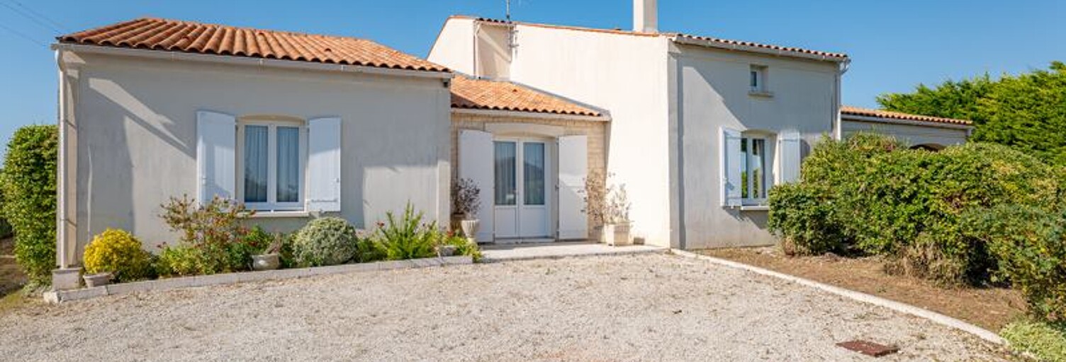 Maison 6 Pièces 242 m² à vendre à Saintes (17100)