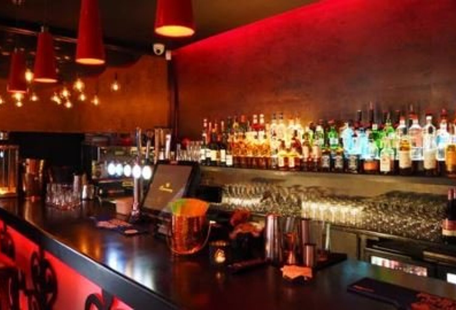 Bar — photo 1