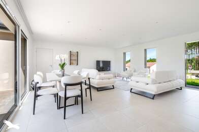 Maison 4 pièces 379080 €