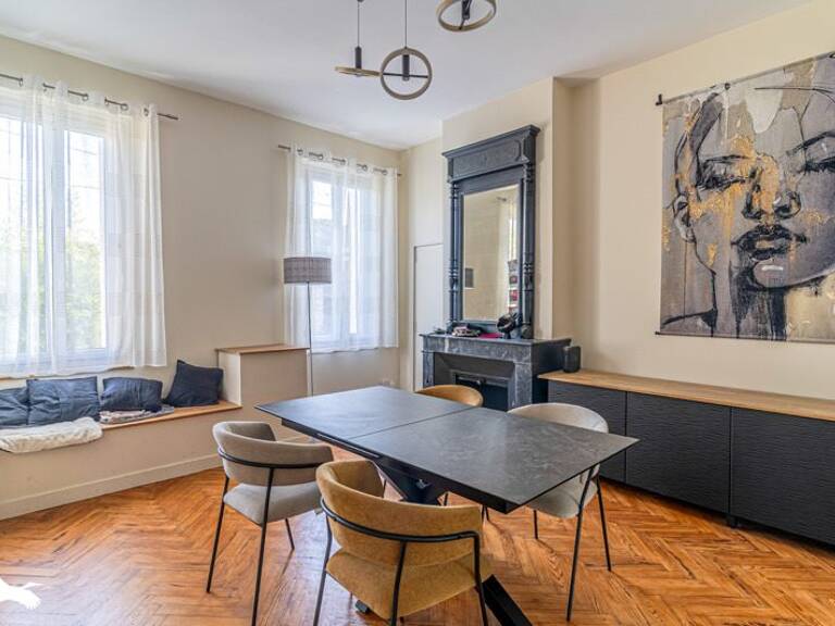 Maison en pierre de 5 pièces principales — photo 1