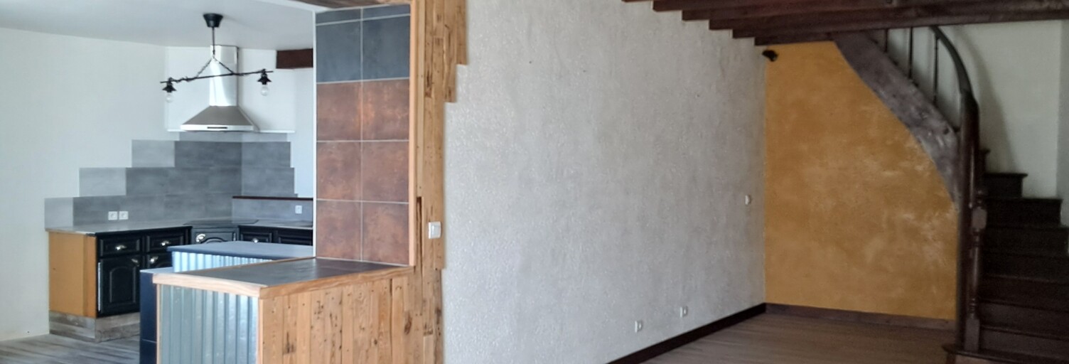 Maison 4 Pièces 102 m² à louer à Val-d'Erdre-Auxence (49370)