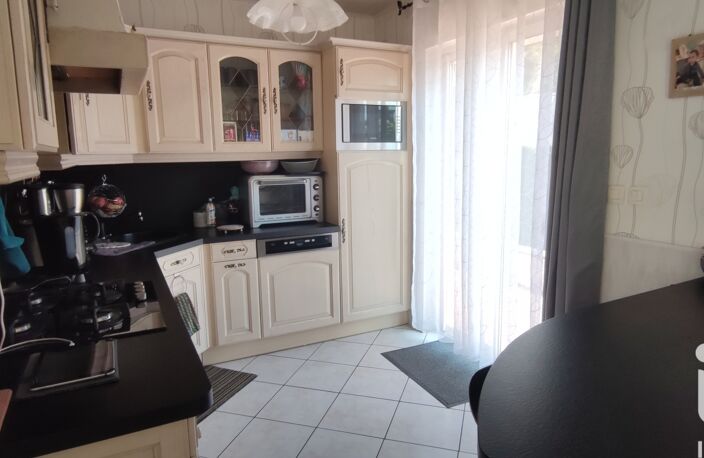 Vente Maison traditionnelle 5 pièces — photo 2