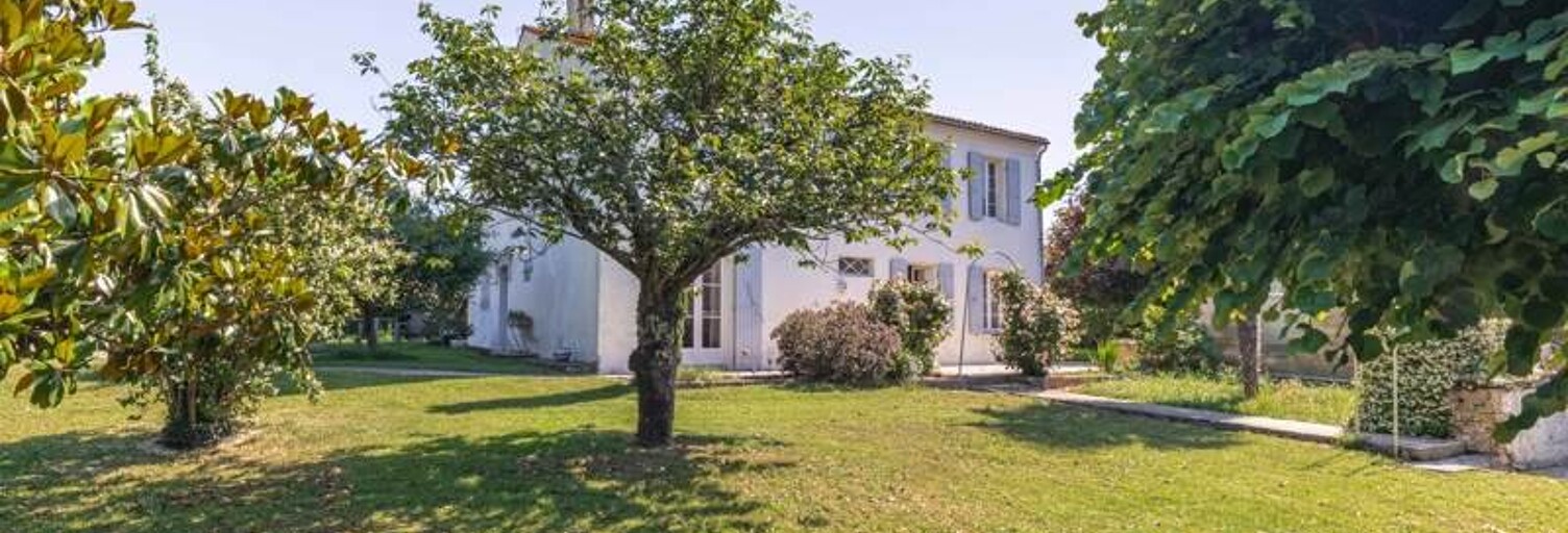 Maison 7 Pièces 185 m² à vendre à Bords (17430)