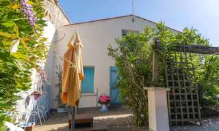 Maison 8 Pièces 212 m² à vendre à Sainte-Gemme (17250)