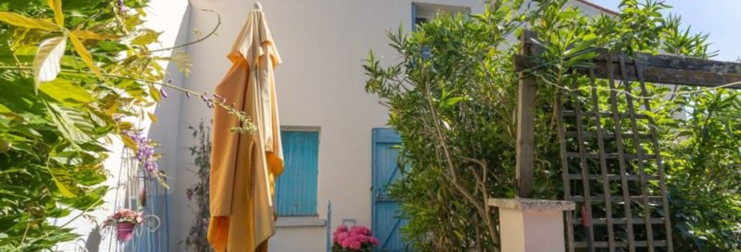 Maison 8 Pièces 212 m² à vendre à Sainte-Gemme (17250)