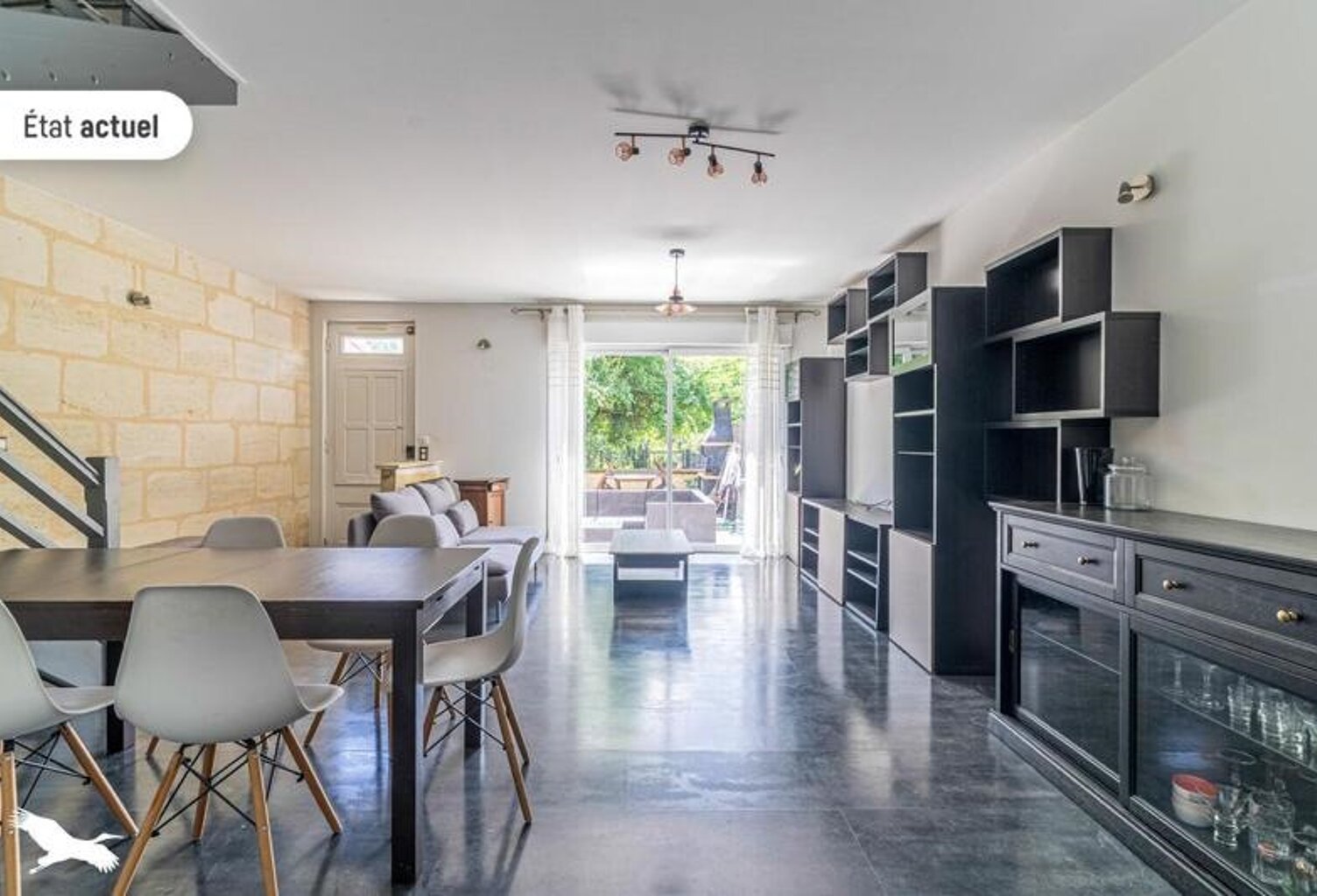 Maison en pierre de 4 pièces principales — photo 1