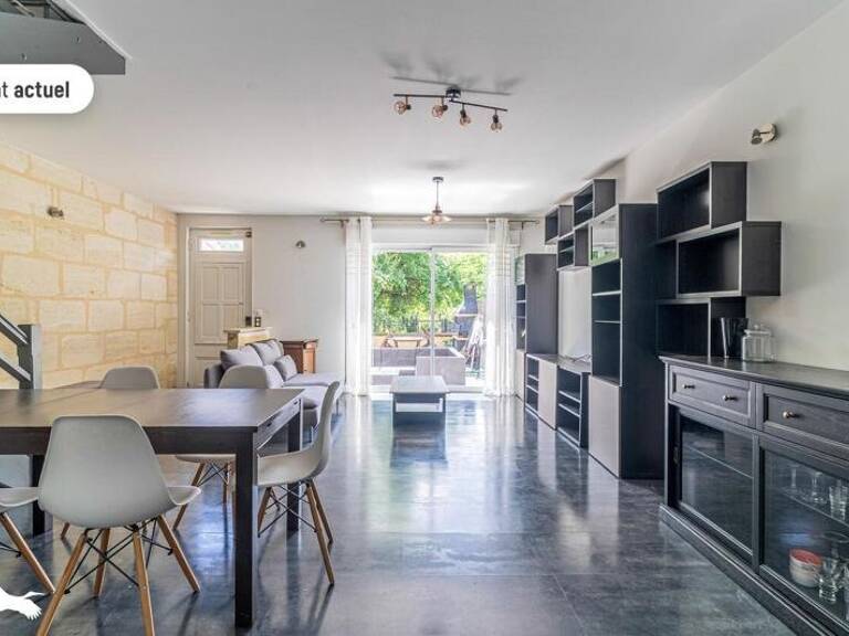 Maison en pierre de 4 pièces principales — photo 1