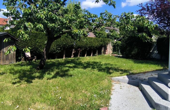 Vente Maison/villa 7 pièces — photo 2