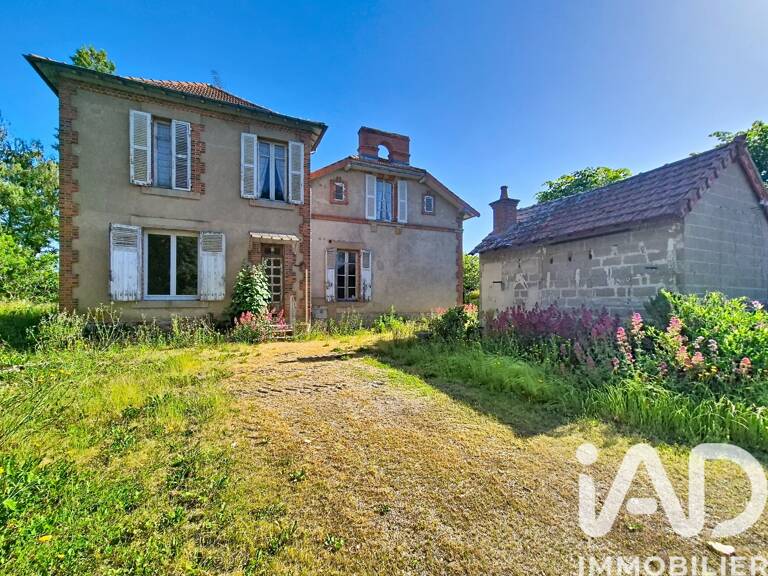 Vente Maison/villa 8 pièces — photo 1