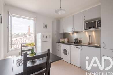 Appartement 3 pièces 1145 €