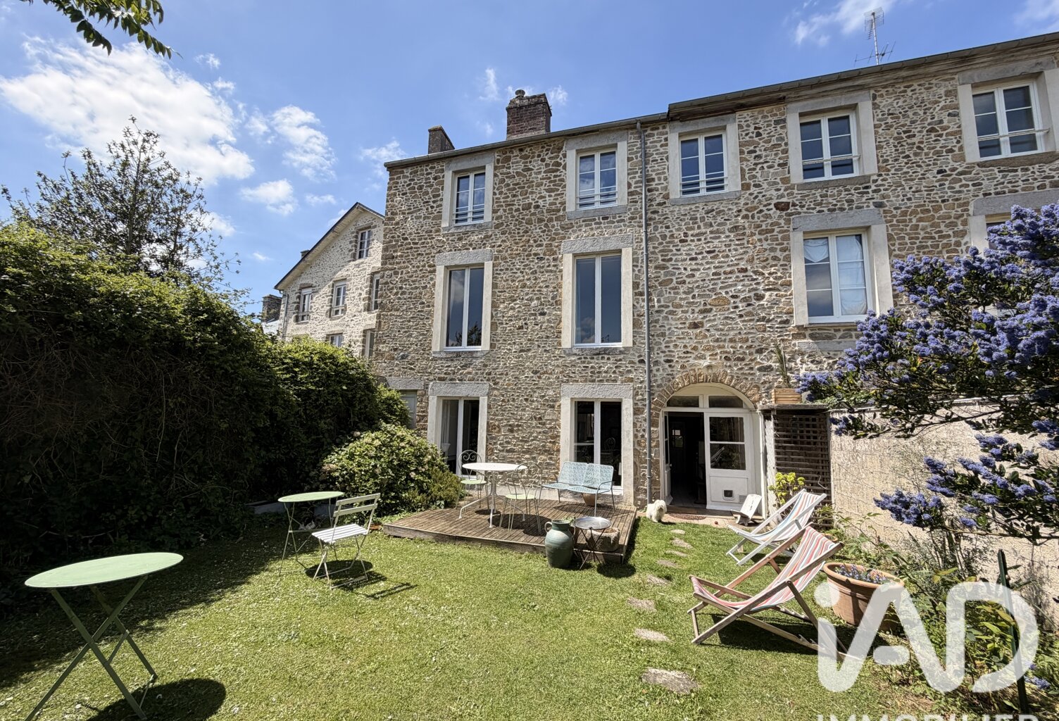 Vente Maison/villa 9 pièces — photo 1