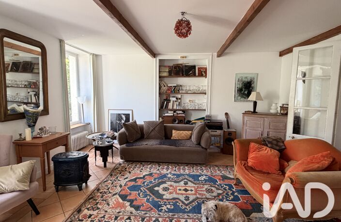 Vente Maison/villa 9 pièces — photo 2