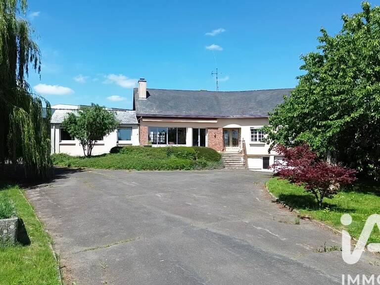 Vente Maison/villa 8 pièces — photo 1