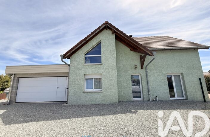 Vente Maison/villa 7 pièces — photo 2