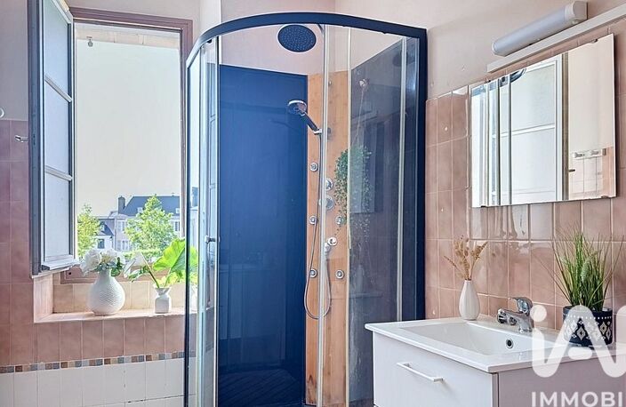 Vente Appartement 5 pièces — photo 2