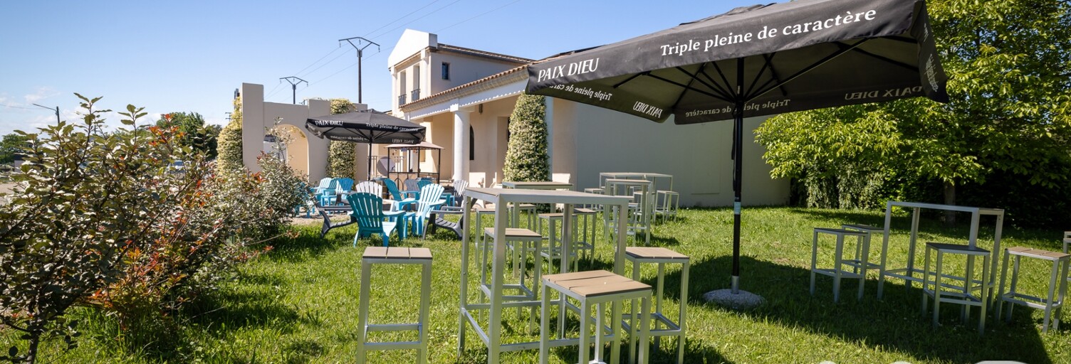 Commerce  290 m² à vendre à Grillon (84600)