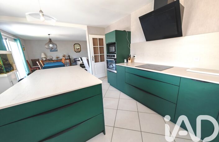 Vente Maison traditionnelle 7 pièces — photo 4