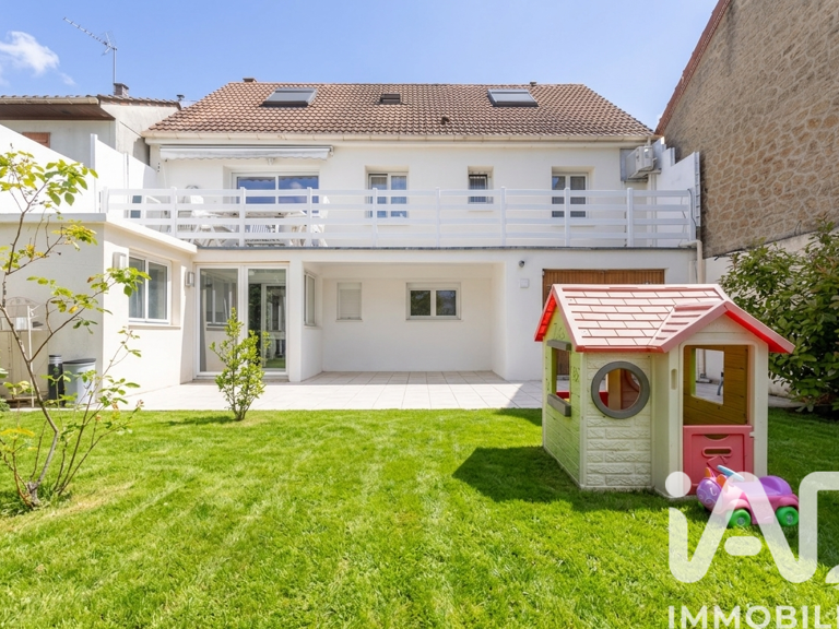 Vente Maison traditionnelle 8 pièces — photo 1