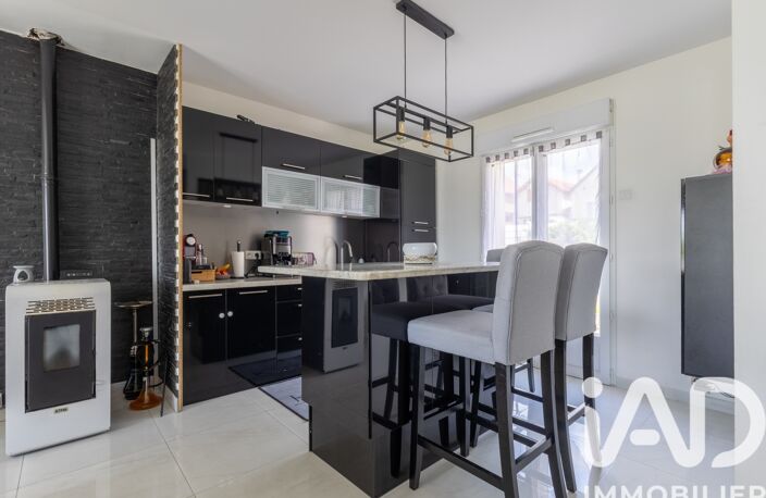 Vente Maison traditionnelle 8 pièces — photo 3
