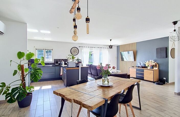 Vente Maison/villa 4 pièces — photo 2