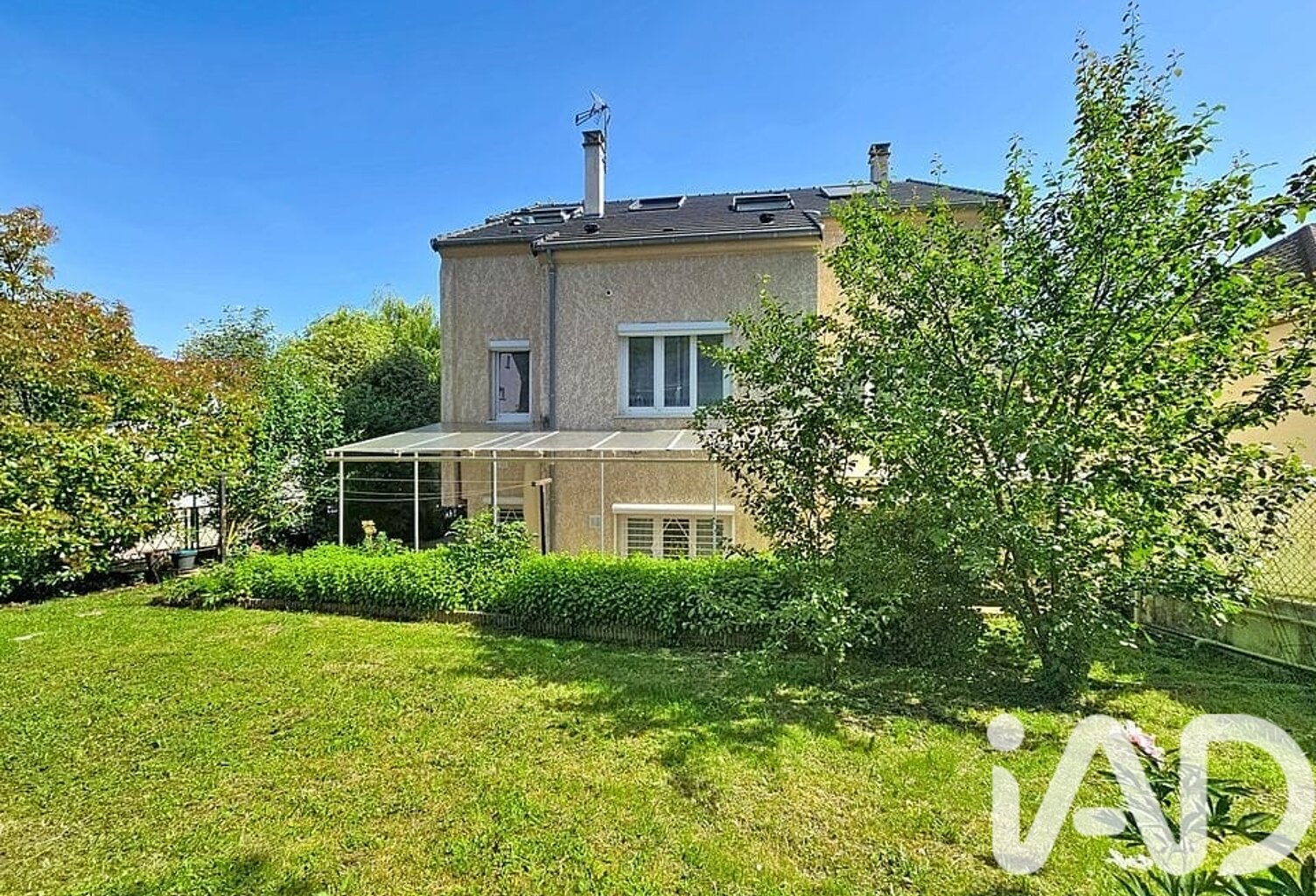 Vente Maison/villa 9 pièces — photo 1