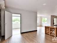Vente Murs commerciaux 147 m&sup2; — photo 3