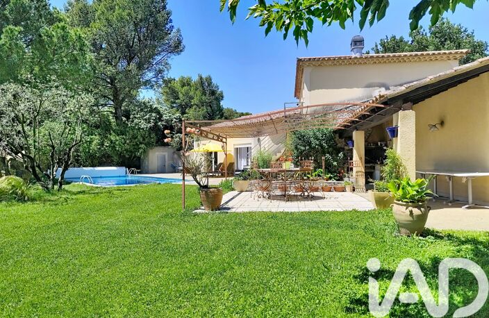 Vente Maison/villa 10 pièces — photo 2
