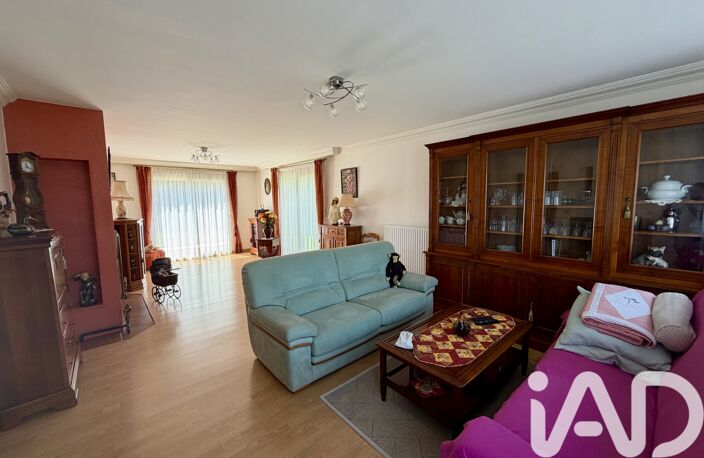 Vente Maison/villa 7 pièces — photo 2