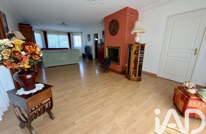 Vente Maison/villa 7 pièces — photo 3