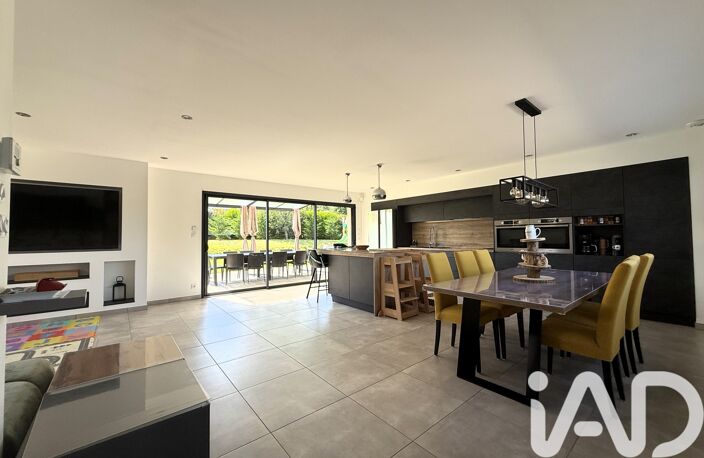 Vente Maison traditionnelle 5 pièces — photo 2