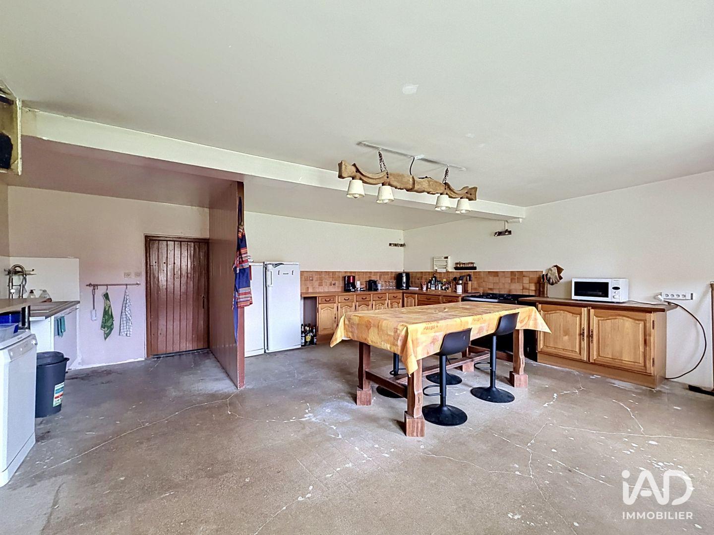 Vente Maison/villa 8 pièces - Photo 3
