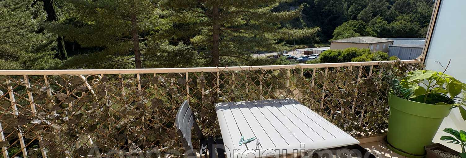 Appartement  65 m² à vendre à Trans-en-Provence (83720)