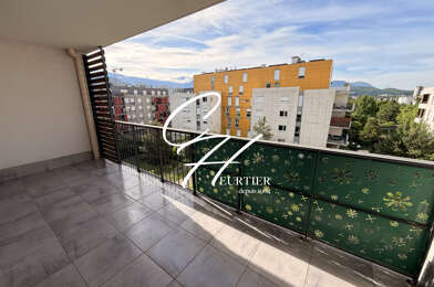 Appartement 2 pièces 700 €