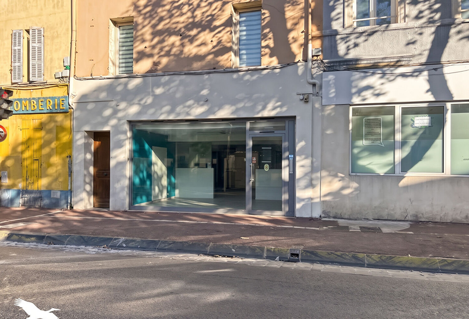 À LOUER - Local commercial Marseille 13009 - 77 m2 — photo 1