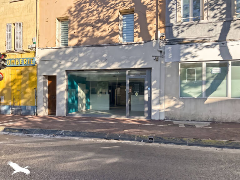 À LOUER - Local commercial Marseille 13009 - 77 m2 — photo 1