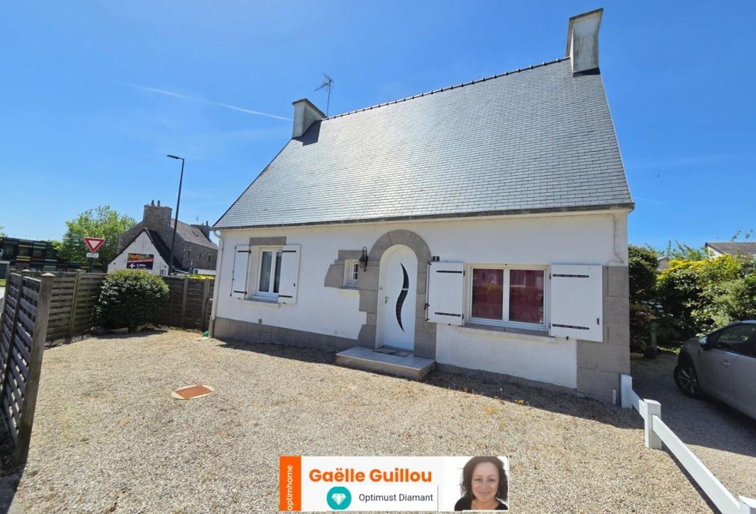 SAINT POL DE LEON Maison 4 pièces Vie de plain pied - Accès direct au centre ville - Jardin clos — photo 1