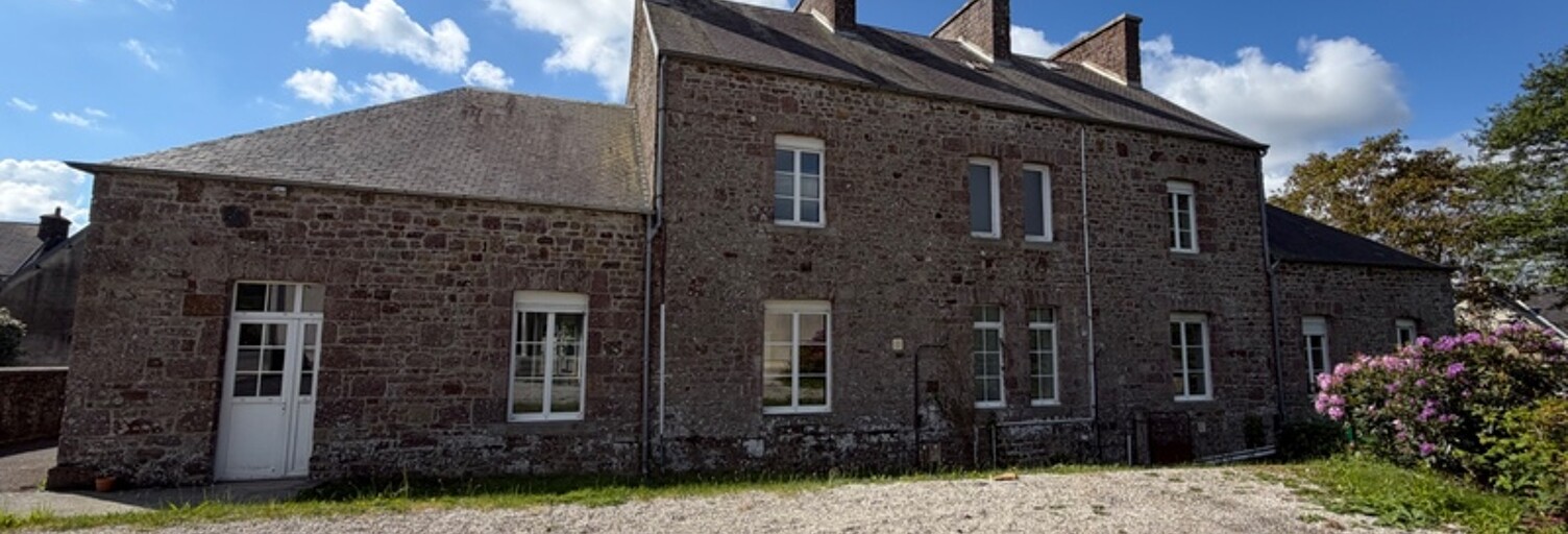 Immeuble  293 m² à vendre à Bourgvallées (50750)