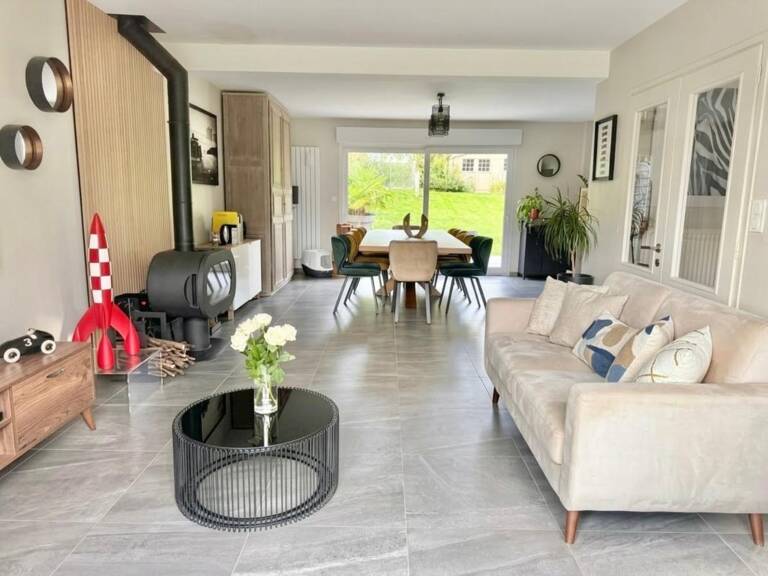 MAISON INDIVIDUELLE DE 163 M², 5 CHAMBRES, JARDIN — photo 1